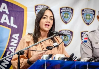 Faride accionará en los tribunales contra responsables de supuesta campaña en su contra
