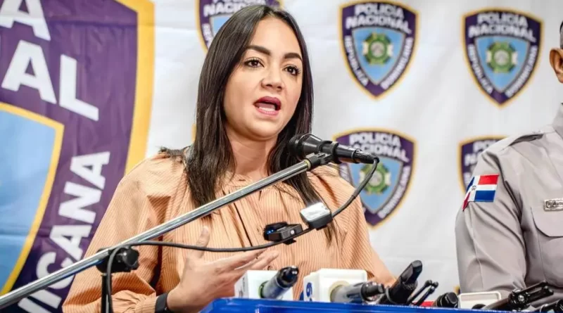 Faride accionará en los tribunales contra responsables de supuesta campaña en su contra