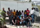 Apresan al conductor de un camión con 18 haitianos indocumentados en San Juan