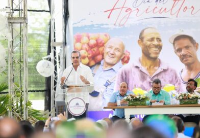 Abinader visitará Espaillat y San Cristóbal este jueves