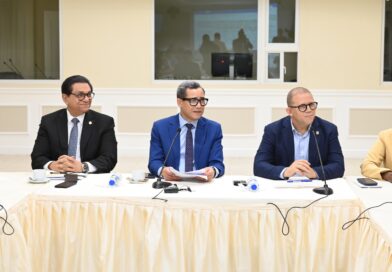 Comisión escucha opinión del ministro de Trabajo sobre modificación Ley 87-01
