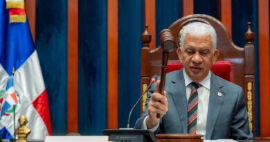 Senado aprueba de urgencia el proyecto que fusiona los ministerios de Hacienda y Economía