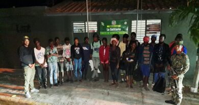 Interceptan 29 haitianos indocumentados que intentaban evadir puestos de chequeo militar 