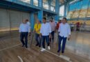 Ministro de Deportes supervisa trabajos en multiuso Garibaldi Almonte en Cotuí