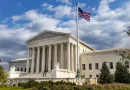 Gobierno de Trump pide al Supremo anular veto de juez federal a los despidos masivos