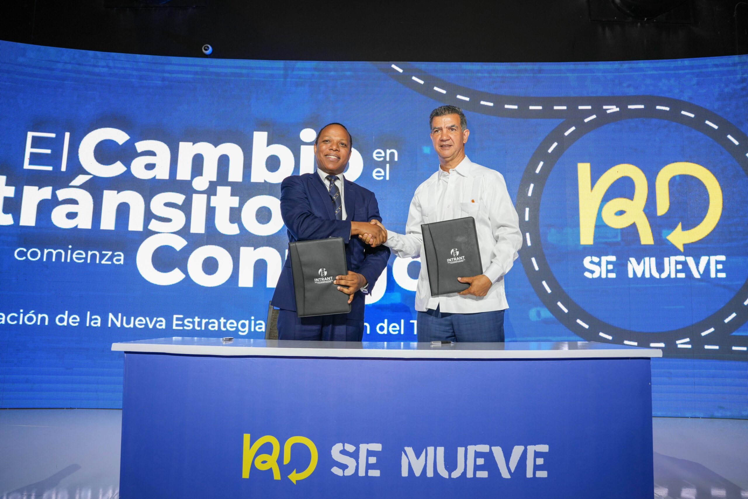 Gobierno presenta nueva estrategia para la gestión del tránsito en GSD