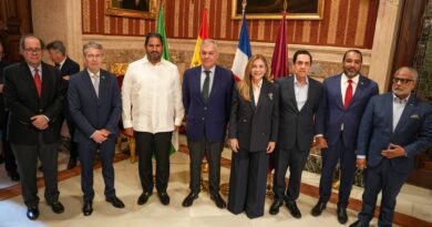 Alcalde de Sevilla considera un orgullo concretar hermanamiento con Santo Domingo