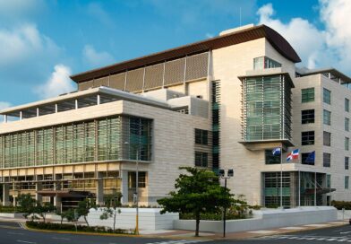 Ministerio Público solicita apertura juicio a fiscal que recibió soborno de 10,000 dólares Ministerio Público solicita apertura juicio a fiscal que recibió soborno de 10,000 dólares
