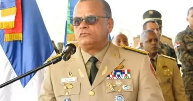 Ministro favorece impulsar una industria militar ajustada a las necesidades de RD