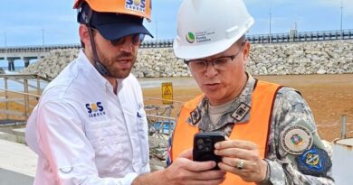 SOS Carbón y la Armada buscan mitigar impacto del sargazo en Punta Catalina