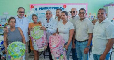 La “Ruta Comunitaria” de la DGDC lleva jornada asistencial a Barahona