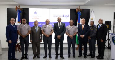 Imparten taller sobre auditoría y control interno a miembros de la PN