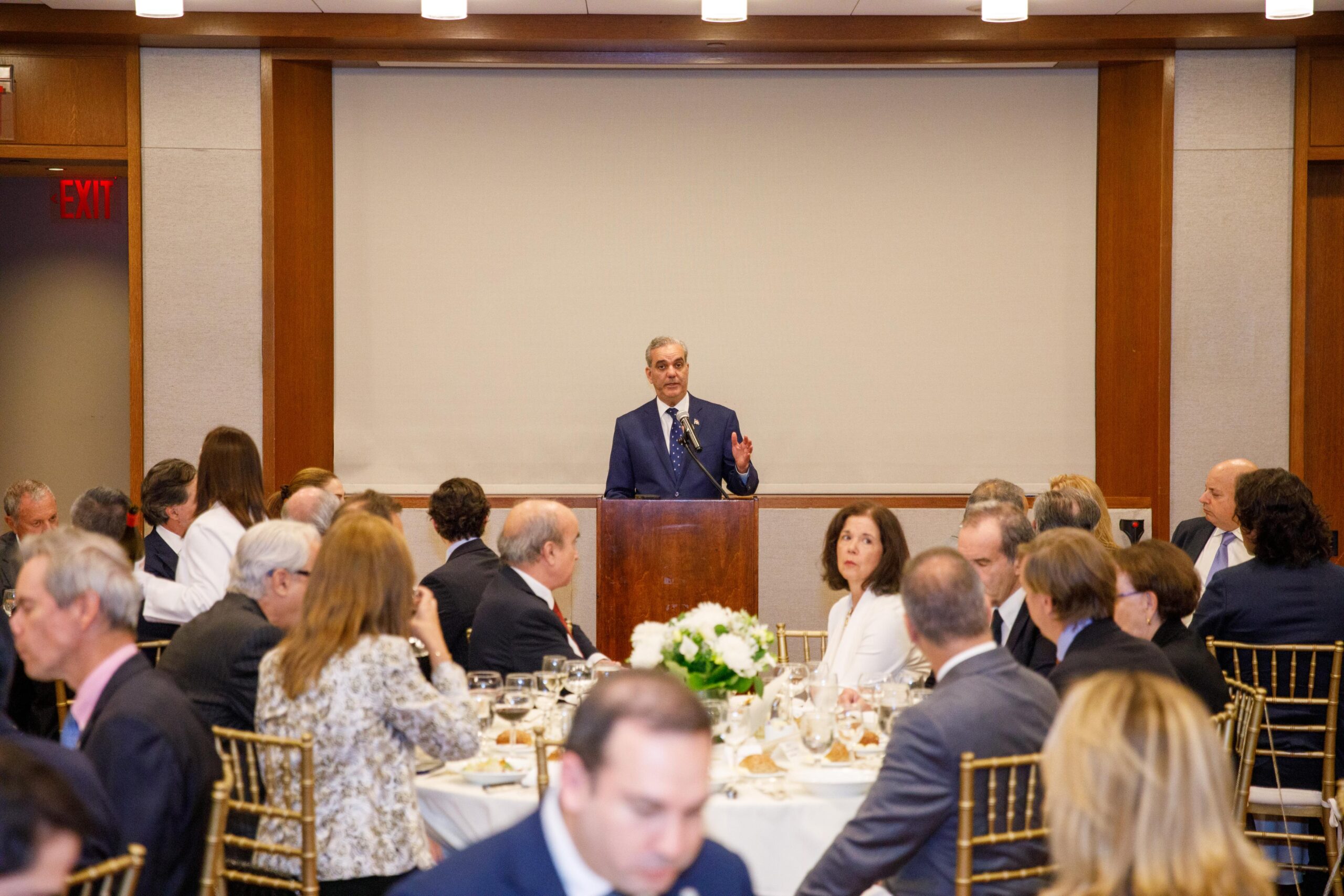 Abinader afirma que RD avanza hacia un futuro de prosperidad y sostenibilidad