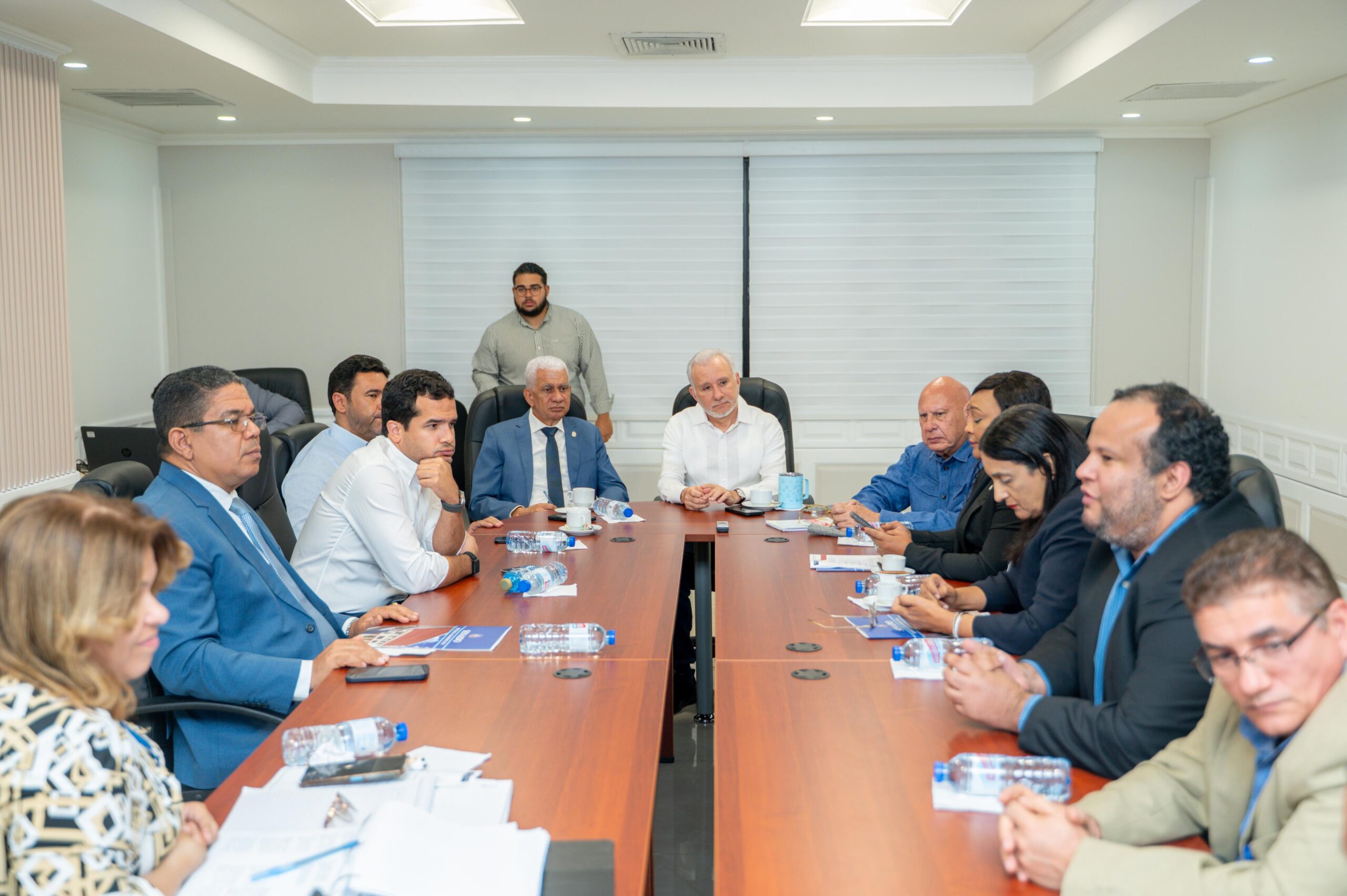 De los Santos valora trabajo de comisión para reformar Código Procesal