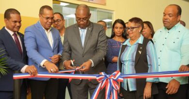 Inauguran una oficina para gestión de los liceos experimentales