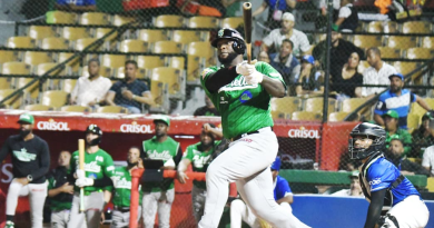 Las Estrellas vencen al Licey y frenan su racha de derrotas