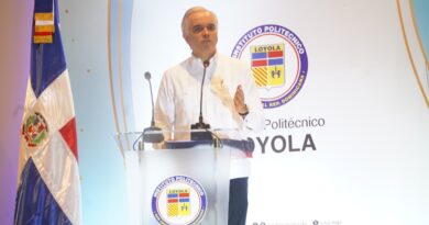 Ministro De Camps exalta la educación técnica como motor de transformación en RD