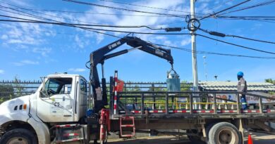 Edeeste desmantela transformador ilegal en Quisqueya