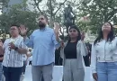 Chavistas oran en una plaza de Caracas por la libertad de Nicolás Maduro y Cilia Flores