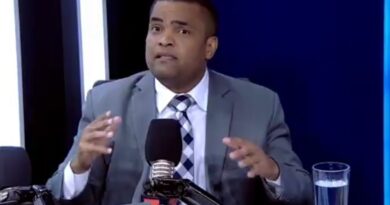 Valentín Pérez critica decreto sobre administración de recursos de la Policía Nacional