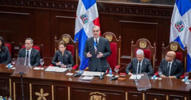 Abinader destaca crecimiento económico, récord en inversión extranjera y alianzas tecnológicas