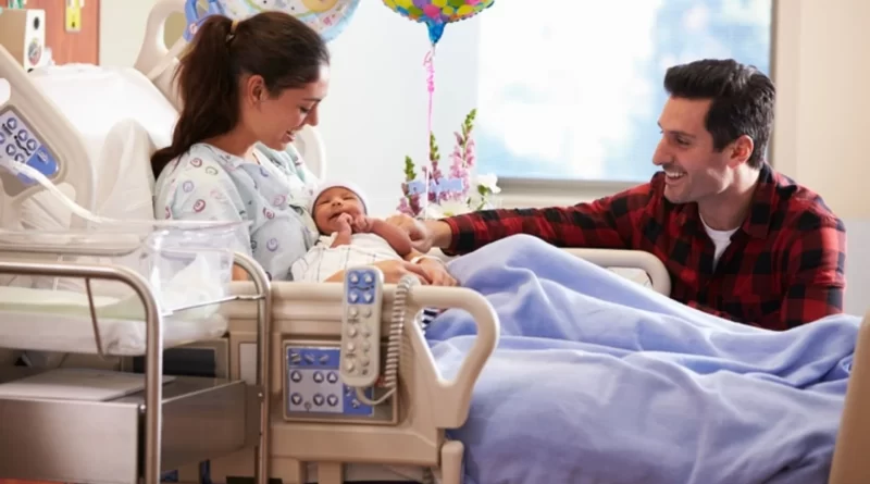 Plantean extender a seis meses licencia por maternidad y a 15 días por paternidad