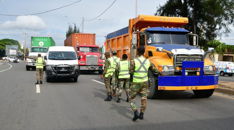 Intrant restringirá circulación de vehículos pesados en Semana Santa Intrant restringirá circulación de vehículos pesados en Semana Santa