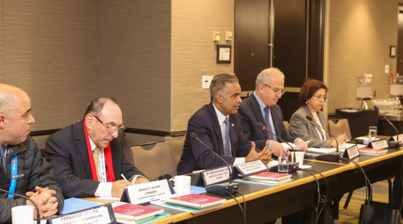 Ministro llama a consolidar una agenda regional que fortalezca la cooperación minera en las Américas