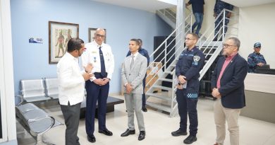 ITLA y Policía Nacional exploran cooperación en formación tecnológica y pasantías estudiantiles