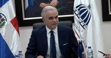 Educación avanza en planificación para el año escolar 2026-2027