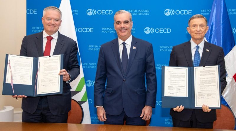 Abinader impulsa ingreso de RD a la OCDE con nuevo acuerdo
