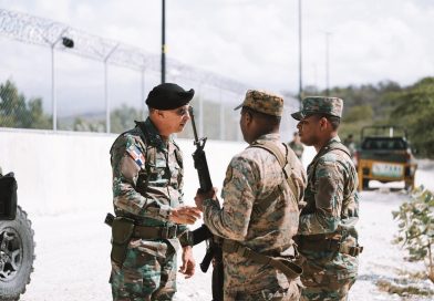 Ejército refuerza vigilancia en la frontera sur tras recorrido de su comandante