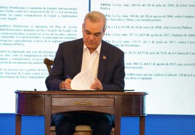 Abinader ordena elaborar un anteproyecto de ley para transformar la educación en el país