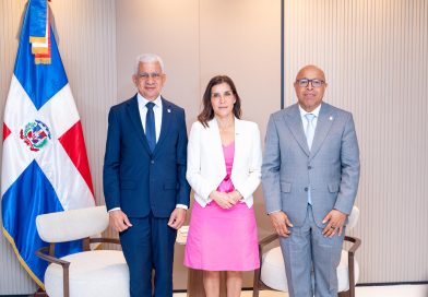 El Congreso y embajadora de EE.UU. abordan agenda legislativa y cooperación bilateral El Congreso y embajadora de EE.UU. abordan agenda legislativa y cooperación bilateral