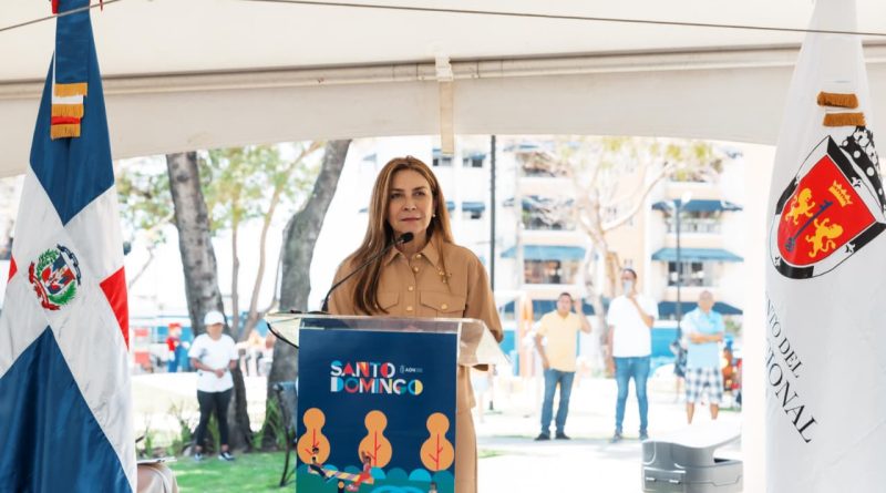 Alcaldía del Distrito Nacional entrega el remozado parque Mar Azul