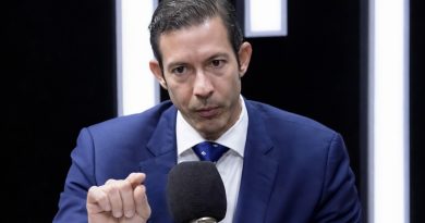 Experto afirma que incentivos a energías renovables se han venido cercenando