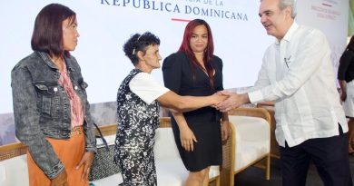 Gobierno fortalece Supérate y escucha a miles de beneficiarios