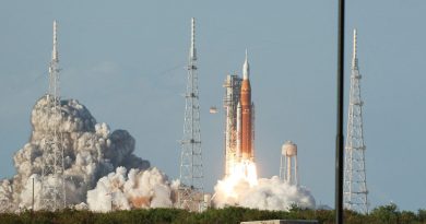 La misión Artemis II sigue su curso pese a experimentar un problema con el inodoro