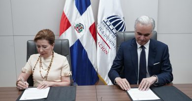 Minerd y Sur Futuro unen esfuerzos para fortalecer educación y desarrollo comunitario