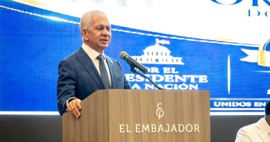 Ricardo de los Santos defiende acuerdo migratorio con EE. UU. y dice no viola la soberanía