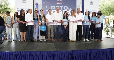 Gobierno entrega multiuso escolar que beneficiará a cientos de estudiantes en Ocoa