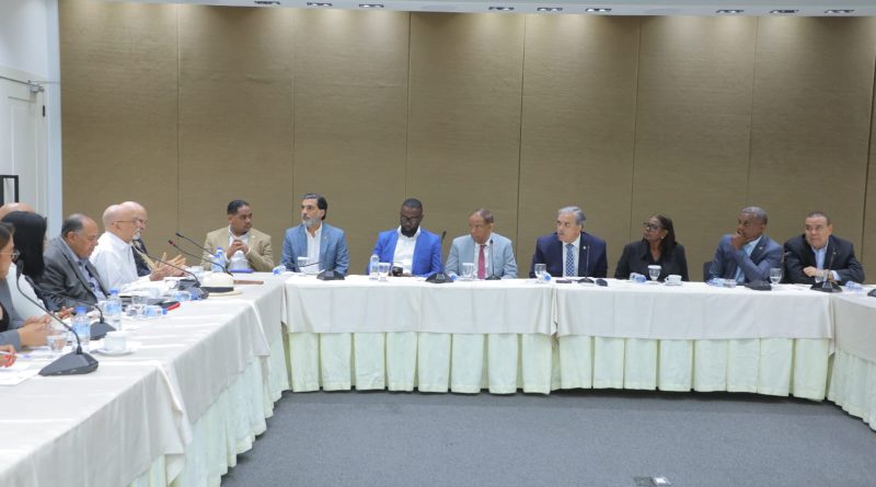 Comisión legislativa escucha opiniones sobre sistema de voto electrónico