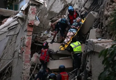 Venezuela informa del rescate de 33 personas con vida tras doble terremoto