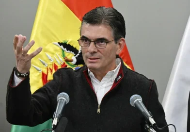 Presidente de Bolivia vuelve a llamar al diálogo a líderes sociales que exigen su renuncia