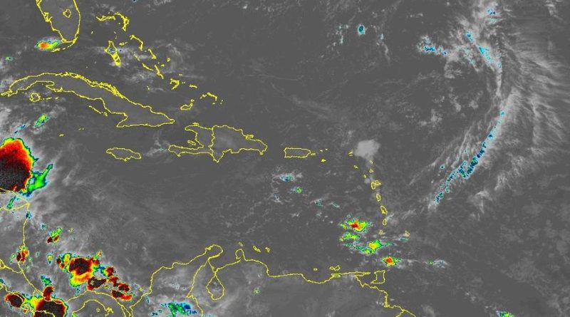 Indomet pronostica ambiente brumoso y aguaceros por incidencia de onda tropical Indomet pronostica ambiente brumoso y aguaceros por incidencia de onda tropical