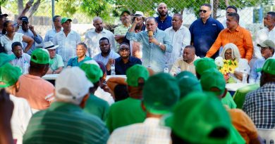 Radhamés Jiménez arremete contra el PRM y juramenta nuevos miembros a la FP en Independencia