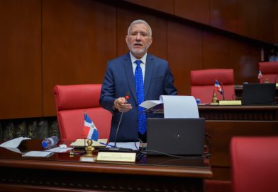 Senador propone eliminar penas de prisión para delitos de difamación en nuevo Código Penal Senador propone eliminar penas de prisión para delitos de difamación en nuevo Código Penal