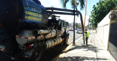 Alcaldía del Distrito Nacional continúa limpieza preventiva de filtrantes e imbornales