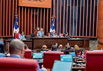 Senado aprueba modificación ley de residuos sólidos y recibe críticas de los empresarios
