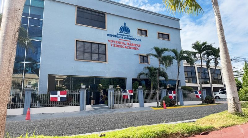 Bisonó atribuye crecimiento de la construcción a modernización de la permisología